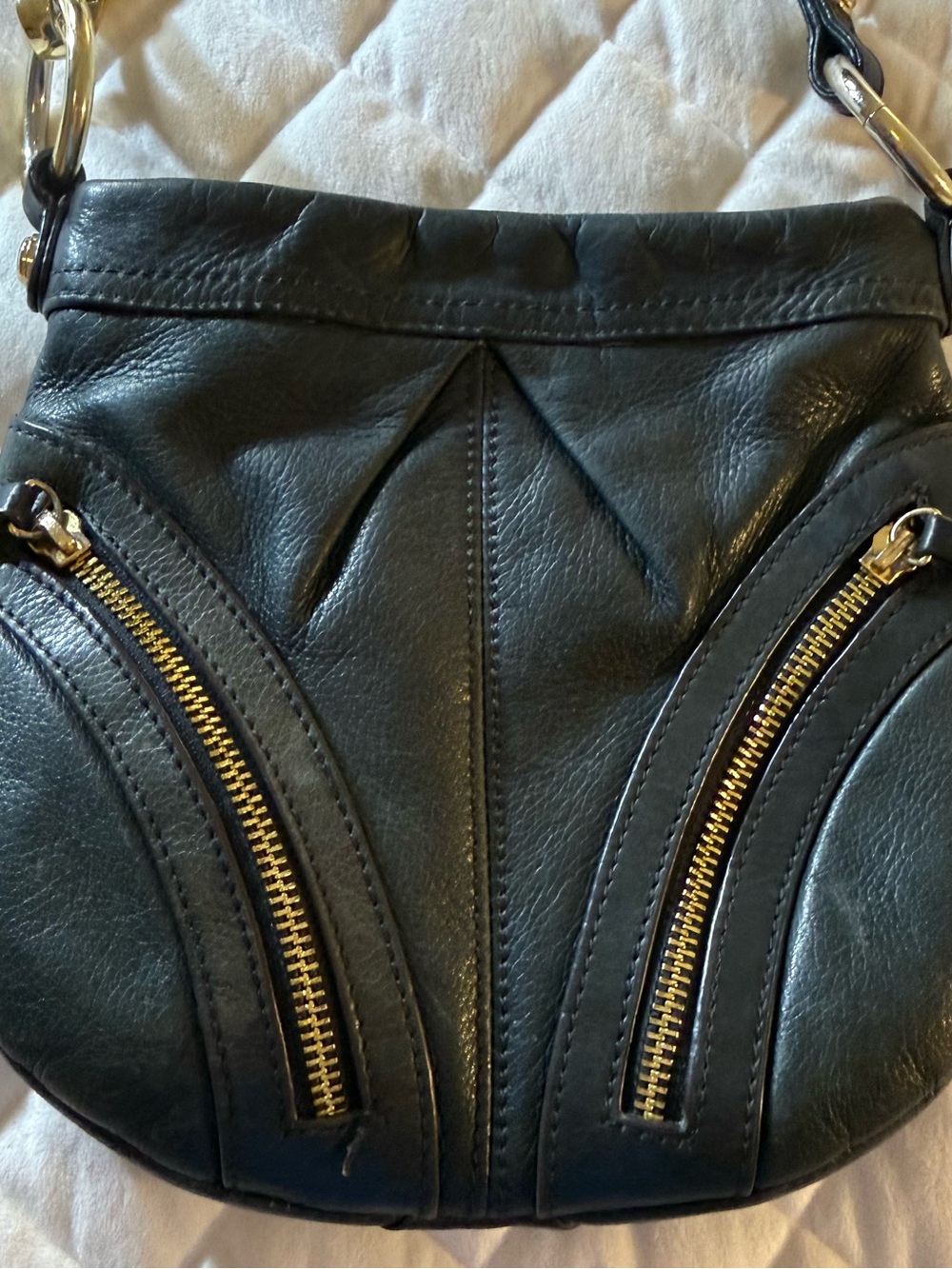 B. Makowsky Black Genuine Leather Crossbody Bag Pleated Front Gold Zipper